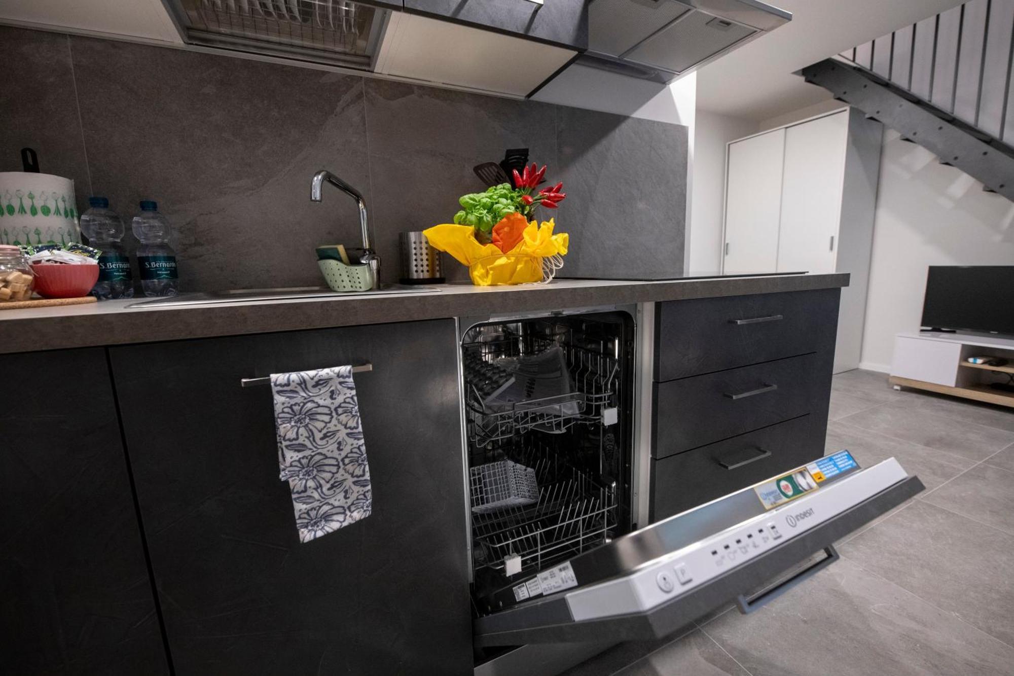 258 - The Loft In Largo Zecca - Luxury Nel Cuore Di Genova Ngoại thất bức ảnh